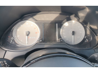 Панель приборов 8R0920982C Audi Q5 SQ5