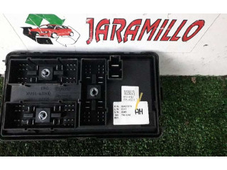 Блок предохранителей 96427073 Chevrolet Matiz