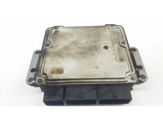 Блок управления двигателя 237106319R, 237107632R Dacia Dokker