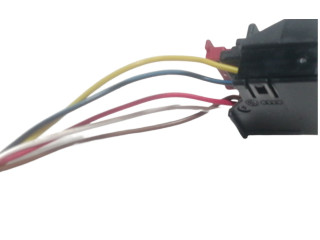 Зеркало электрическое Audi A1 2010 - 2018 года