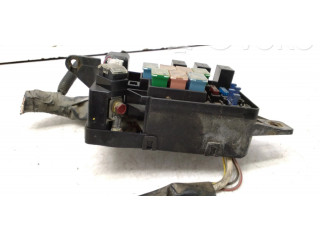 Блок предохранителей PR02000000, MB629083 Mitsubishi Colt