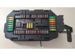 Pojistková skříňka 6819653 BMW X5 F15 2016