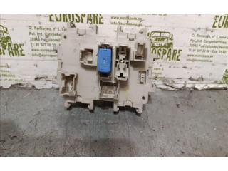 Pojistková skříňka 1052918 Nissan Navara D22 2001