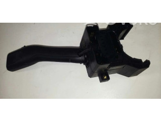 Ручка стеклоочистителей 4B095350F Audi A3 S3 8L