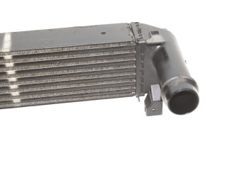 Интеркулер  52014780AB, AA1271004732   Jeep Cherokee 