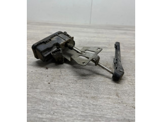 Моторчик стеклоочистителя 0390206949    Saab 9-5