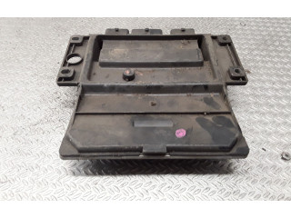 Řídící jednotka 391024X520 KIA Carnival 2001