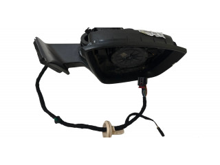 Зеркало электрическое правое Skoda Karoq 2017- года