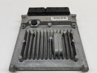 Řídící jednotka A6519009702, A6519001102 Mercedes-Benz GLA W156 2015