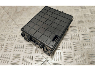 Блок предохранителей KT1T14D068DB, 8820694539   Ford Transit -  Tourneo Connect    