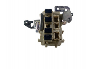 Блок предохранителей 243504CL0B, 252307990A Nissan Rogue