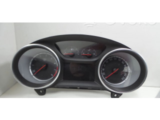 Панель приборов 39030267, 39042932 Vauxhall Astra K