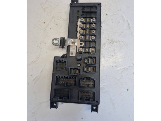 Блок предохранителей 8637841, 518717004 Volvo S60