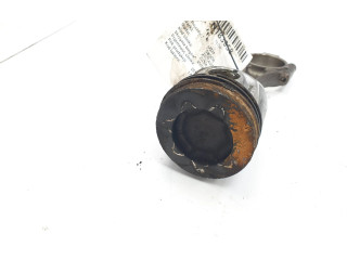 Поршень с шатуном CLHA CLHA Skoda Octavia Mk3 (5E)