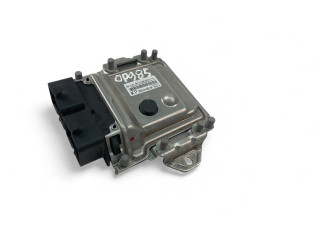 Блок управления двигателем ECU 3391069L00, 0261S05712 Suzuki Swift II