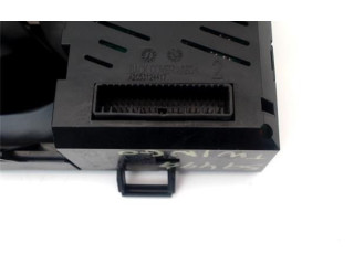 Панель приборов 8200725330 Renault Twingo II