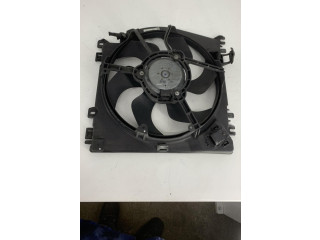 Вентилятор радиатора 8200748439 Renault Clio III