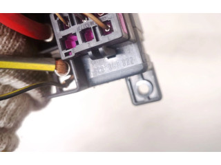 Блок предохранителей 8l0941822 Volkswagen Golf IV