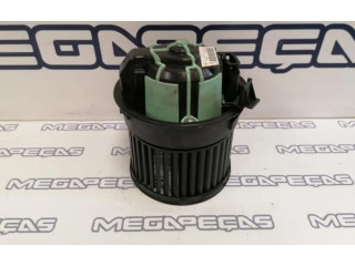 Pojistková skříňka Вентилятор печки T1011131B Peugeot 308 SW 2012