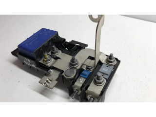 Pojistková skříňka 2465401350 Mercedes-Benz A W176 2013