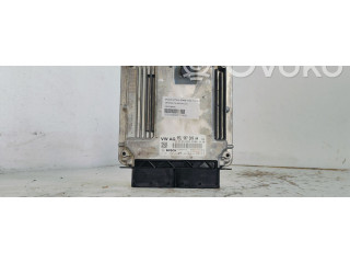 Блок управления двигателя 0281039430   Skoda Octavia Mk4