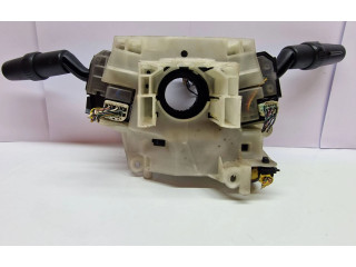 Ручка стеклоочистителей 17D682 Mazda 3 I