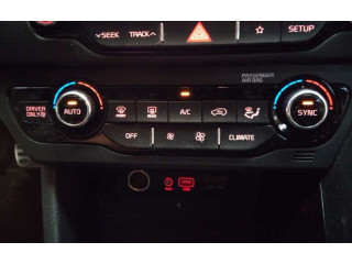 Блок управления климат-контролем    KIA Niro