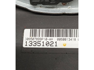 Руль Opel Meriva B 2010 - 2016 года 13351021, 306507899P10A