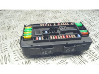   Pojistková skříňka 9389068   BMW 4 F36 Gran coupe 2016