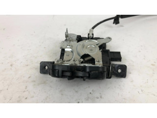 Zámek zadních dveří 670039576, C68322101   Maserati Levante 2017