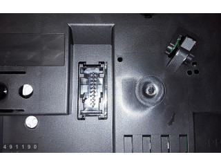 Přístrojová deska BMW 1 E81 E87 2010 918733101