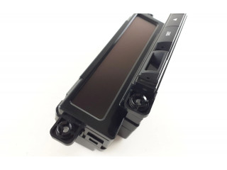 Дисплей    957101H700   KIA Ceed