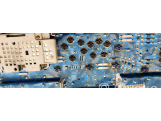 Přístrojová deska Mitsubishi Pajero 2002 MR951172