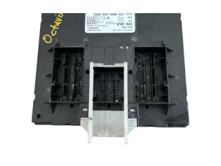 Блок комфорта 5Q0937086AJ, F005V01738 Skoda Octavia Mk3 (5E)