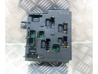 Блок предохранителей  31473770   Volvo XC90    