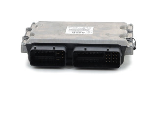 Блок управления двигателя 55581805 Opel Meriva B