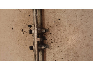 Топливная рампа 95WF9D280BA Ford Galaxy 2.0