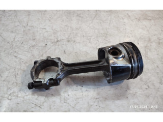  Поршень с шатуном    Nissan X-Trail T30  