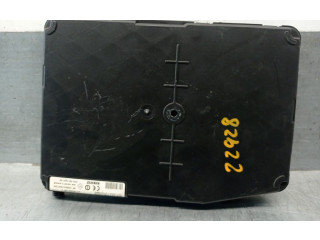 Pojistková skříňka Řídící jednotka BSM 8200780018, U118400150J   Renault Grand Modus 2008