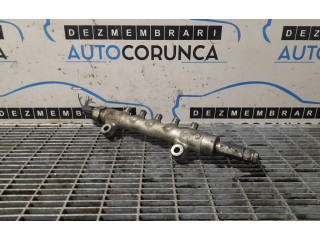 Топливная рампа    Subaru Forester SH   для двигателя EE20