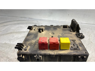 Блок предохранителей 1312548, 044558   Opel Vectra C    