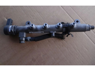 Vstřikovací lišta 057130090Q, 057130764L Audi Q7 4L