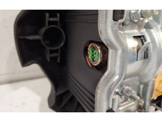 Подушка безопасности водителя 8200677496   Renault Clio III