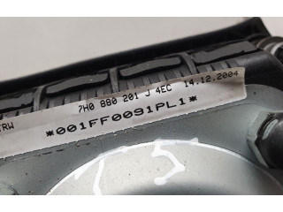 Подушка безопасности водителя 7H0880201J Volkswagen Caddy