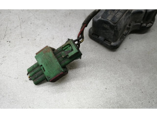 Моторчик стеклоочистителя 0390205949, 0390205948    Saab 9-5