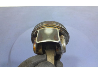  Поршень    Skoda Octavia Mk3 (5E)  