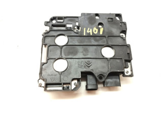 Блок управления 9819596180 Peugeot 2008 I