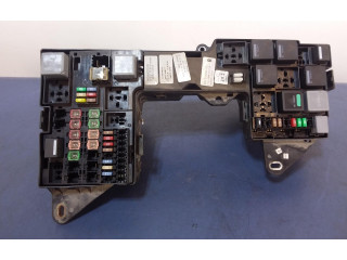 Блок предохранителей 8X2T-14A003-AA Jaguar XF X250