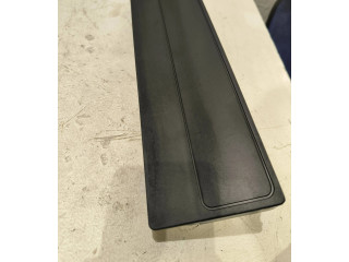 Подушка безопасности для колен 83A880841D, JSJ0000FUU0 Audi Q3 8U