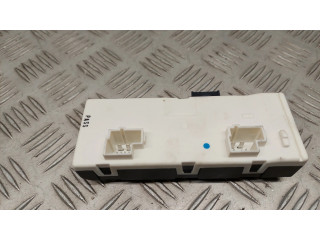 Блок управления крышки багажника